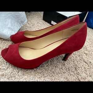 Cherry red heals